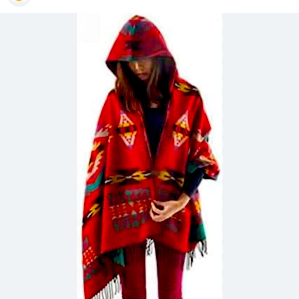 M059 // Aztec Shawl with Hood // one size